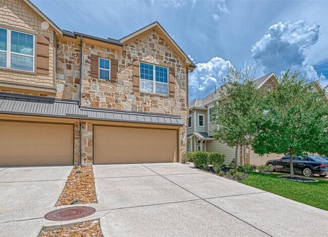 Building Photo - 123 Mimosa Silk Ct