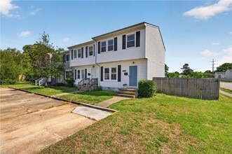 Building Photo - 3017 Herrmann Ct