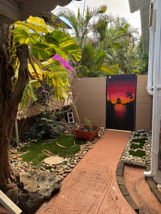 Building Photo - 1001 Belser St