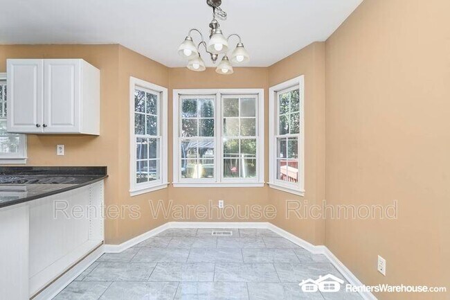 Foto del edificio - 5325 Linsey Lakes Dr