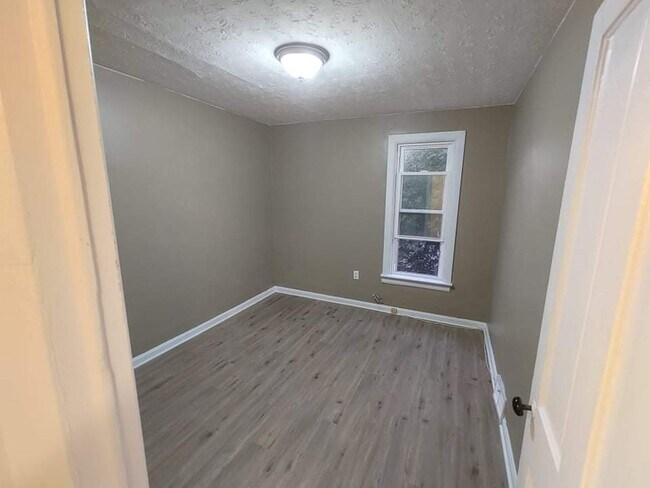 Bedroom 1 - 1427 Winchester Ave