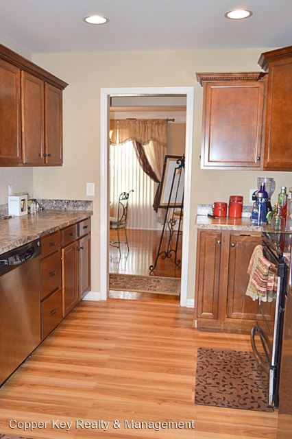 Building Photo - 5 br, 3 bath House - 2948 Brewster Drive