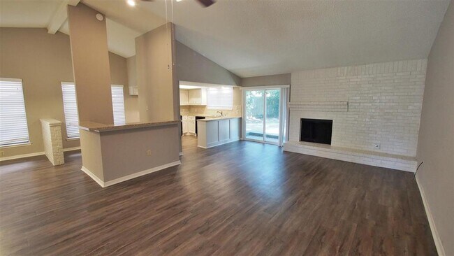 Foto del edificio - 21322 Cimarron Pkwy