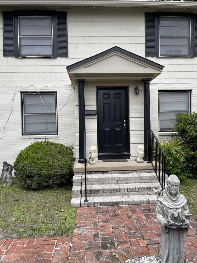 Primary Photo - 1239 Donald St