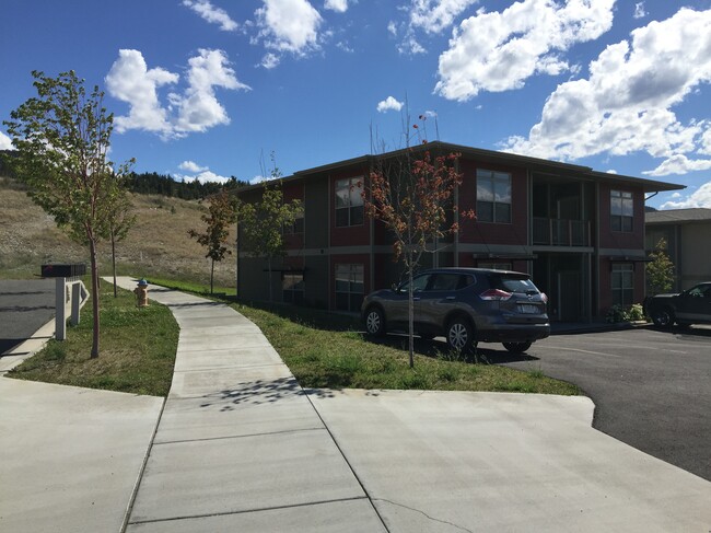 Building Photo - 2886 Overlook Blvd