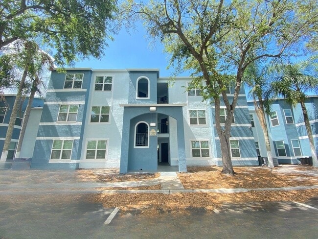 Building Photo - 5701 Gatlin Ave