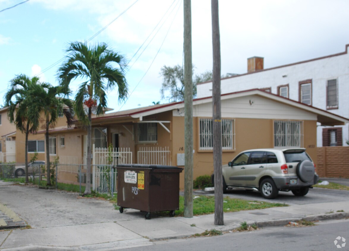 Building Photo - 1635 NW 3rd St
