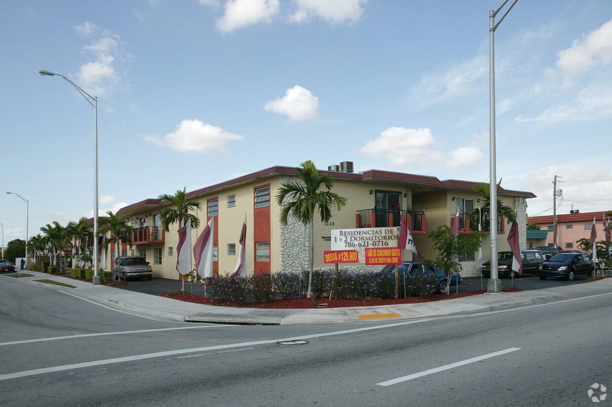 1225 W 30th St, Hialeah, FL 33012 - 1225 W 30th St Hialeah, FL 33012 ...