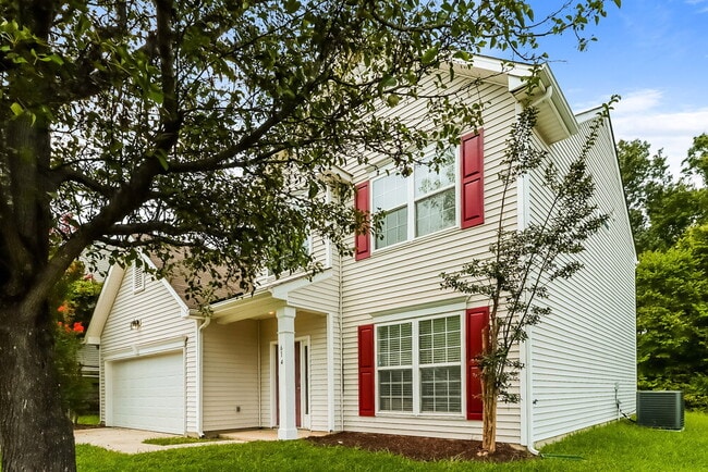 Building Photo - 614 Grantham Ln