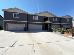 Building Photo - 1305 Bunson Blvd
