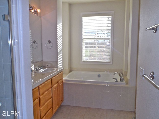 Building Photo - 2 br, 2 bath House - 4115 Clarinbridge Circle