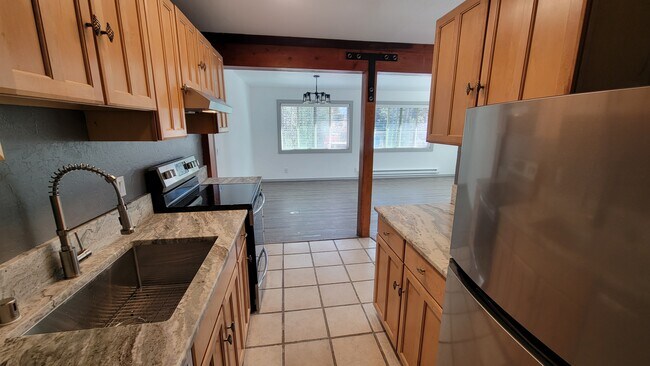 Kitchen - 21719 Donner Pass Rd
