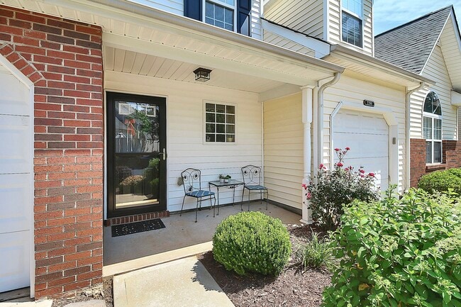 Building Photo - 2292 Hanover Ct