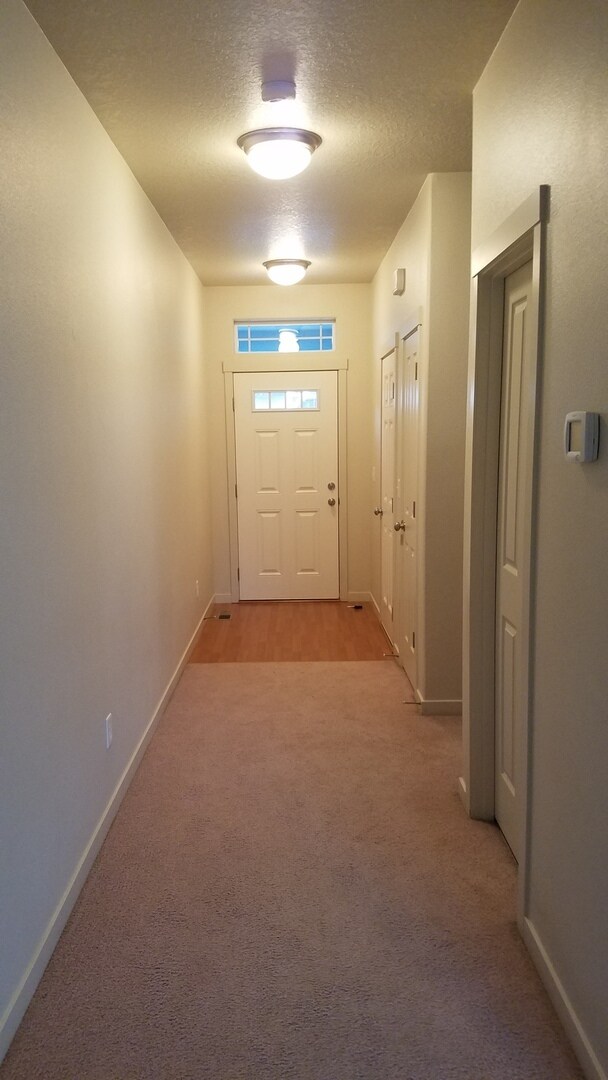 Foto del edificio - Pet Friendly Home In A Great Convenient Lo...