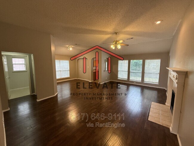 Building Photo - 6105 Comfort Dr