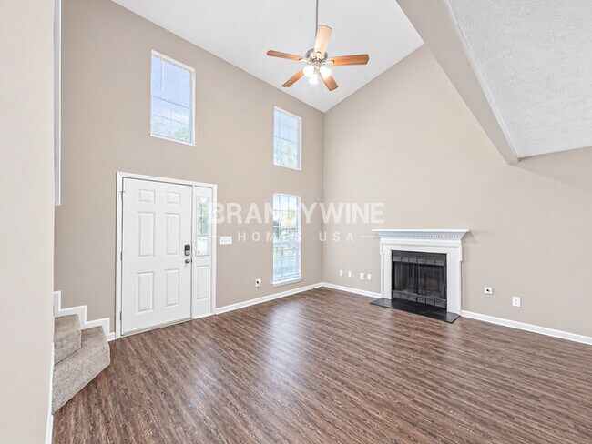Building Photo - 3031 Kenville Ln