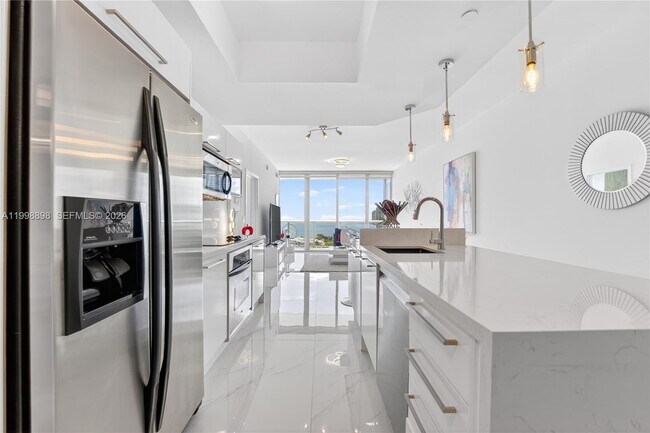 Foto del edificio - 888 Biscayne Blvd