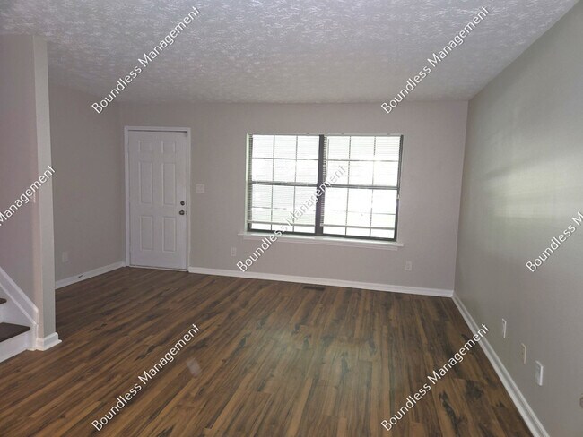 Building Photo - 5183 Suggs St