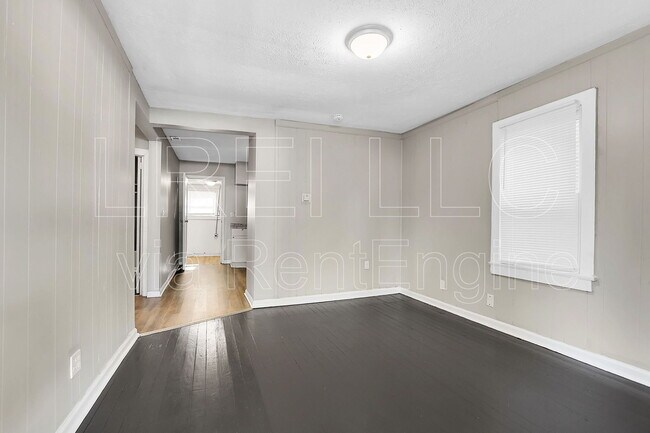 Foto del edificio - 4029 Parthenia Ave