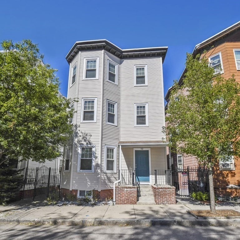 Foto principal - 52 Chester Ave