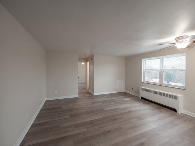 Apartment 54 - Perry Manor Apartments