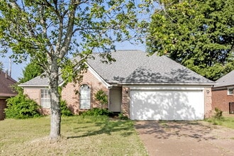 Building Photo - 2839 Fletcher View Dr