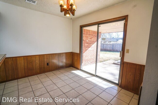Foto del edificio - 3 br, 2 bath House - 1000 NE 17th St.