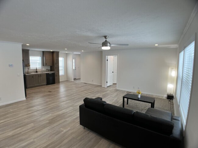 Foto del edificio - 7155 126th St W