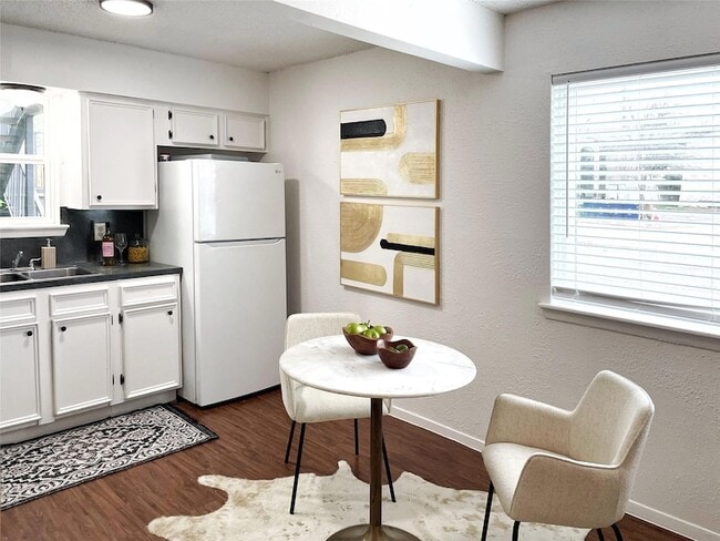 Foto del edificio - 2707 Windswept Cove