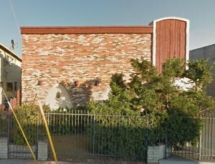 Building Photo - 1716 N Mariposa Ave