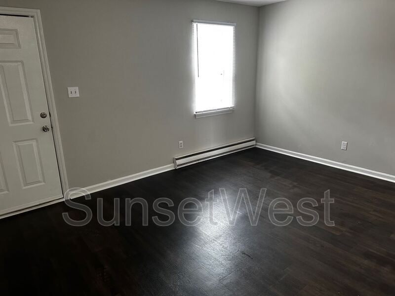 Building Photo - 4121 Sunset Ave