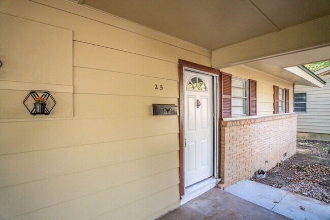 Foto del edificio - 3 Bedroom Updated Home in Little Rock