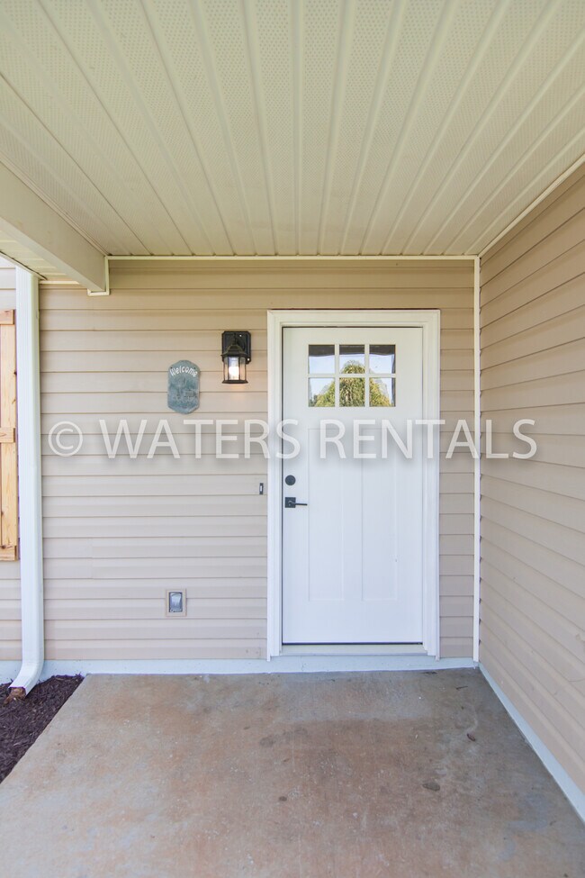 Frente - 156 Soren Ln