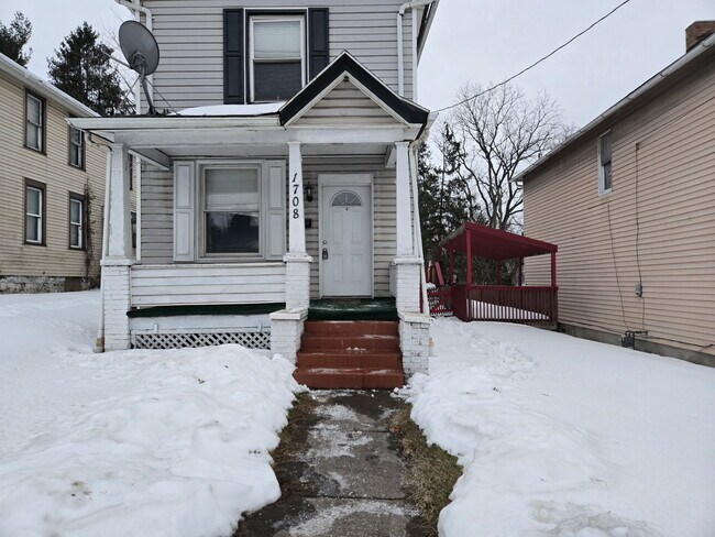 Foto del edificio - 1708 Moravia St