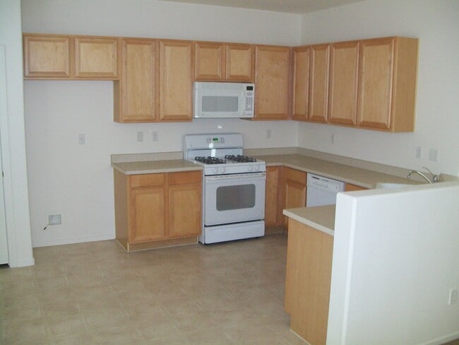 Building Photo - 5049 Hazelyn Ct