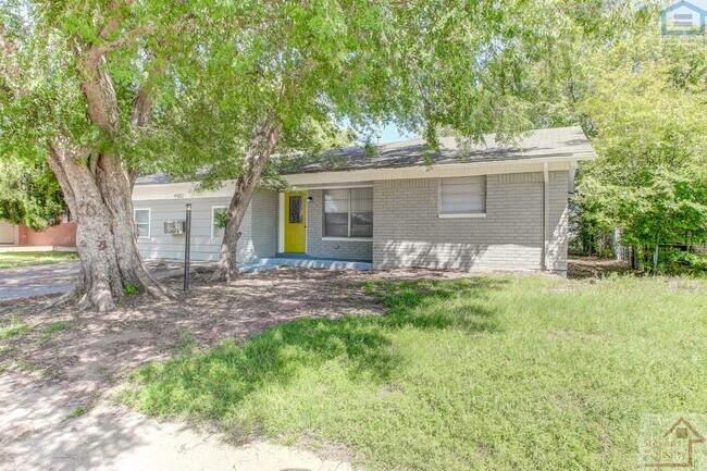 Foto del edificio - 4621 SW H Ave