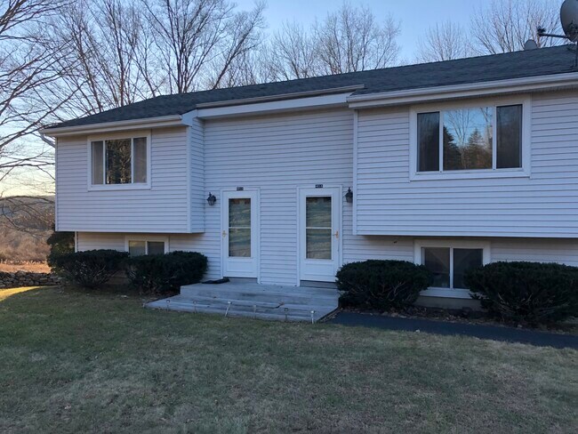 Foto del edificio - 1473 Stafford Rd