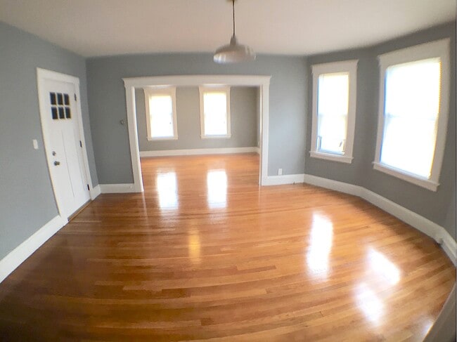 Building Photo - 48 Nesbit Avenue