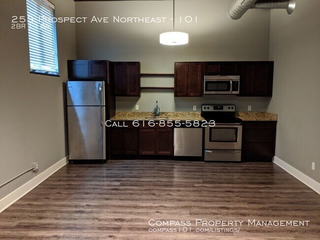Building Photo - 2 Bed 1 Bath Apartment - Lofts On Prospect