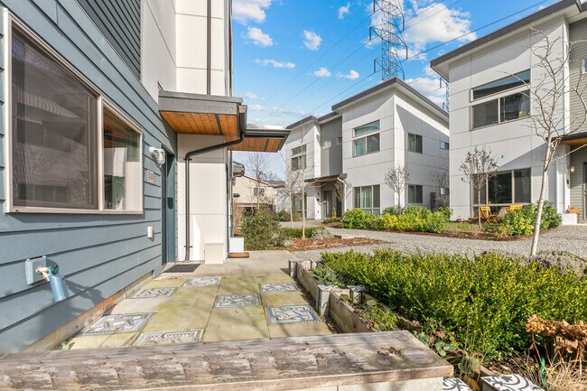 Foto del edificio - 4244 S Greenbelt Station Dr