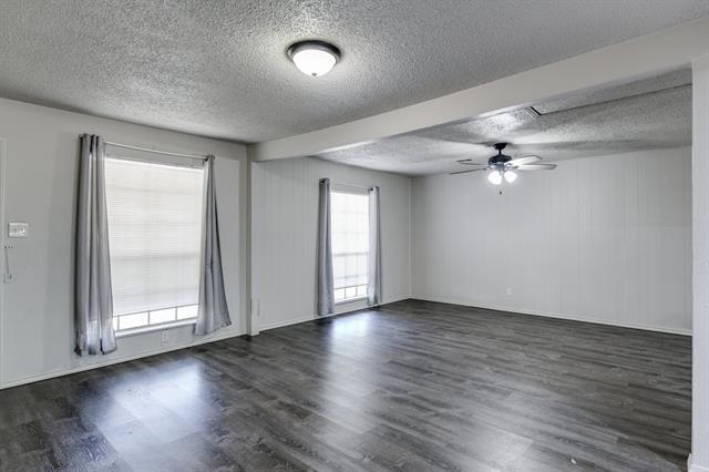 Foto del edificio - 203 Sandy Ln
