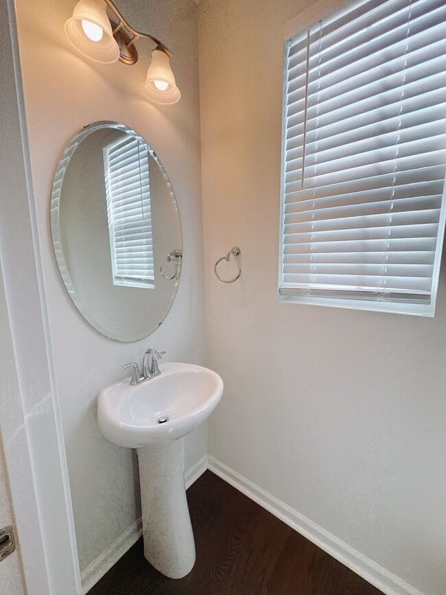 Building Photo - 1197 Little Gem Ln