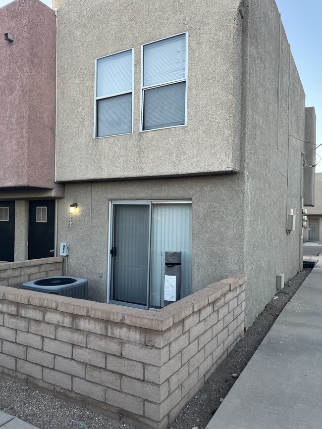 Private Rear Patio - Parkside Terrace Apartments