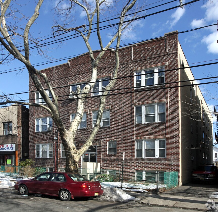 957 Madison Ave, Elizabeth, NJ 07201 Apartments in Elizabeth, NJ