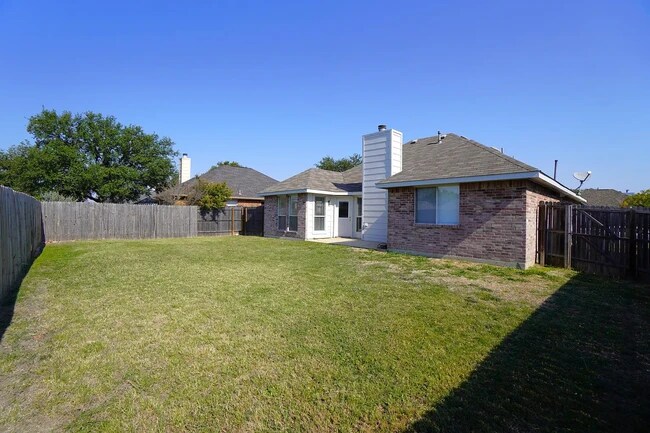 Foto del edificio - 137 Magnolia Ln