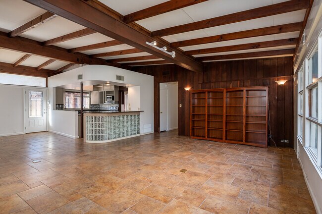 Foto del edificio - 4601 Dustin Ln