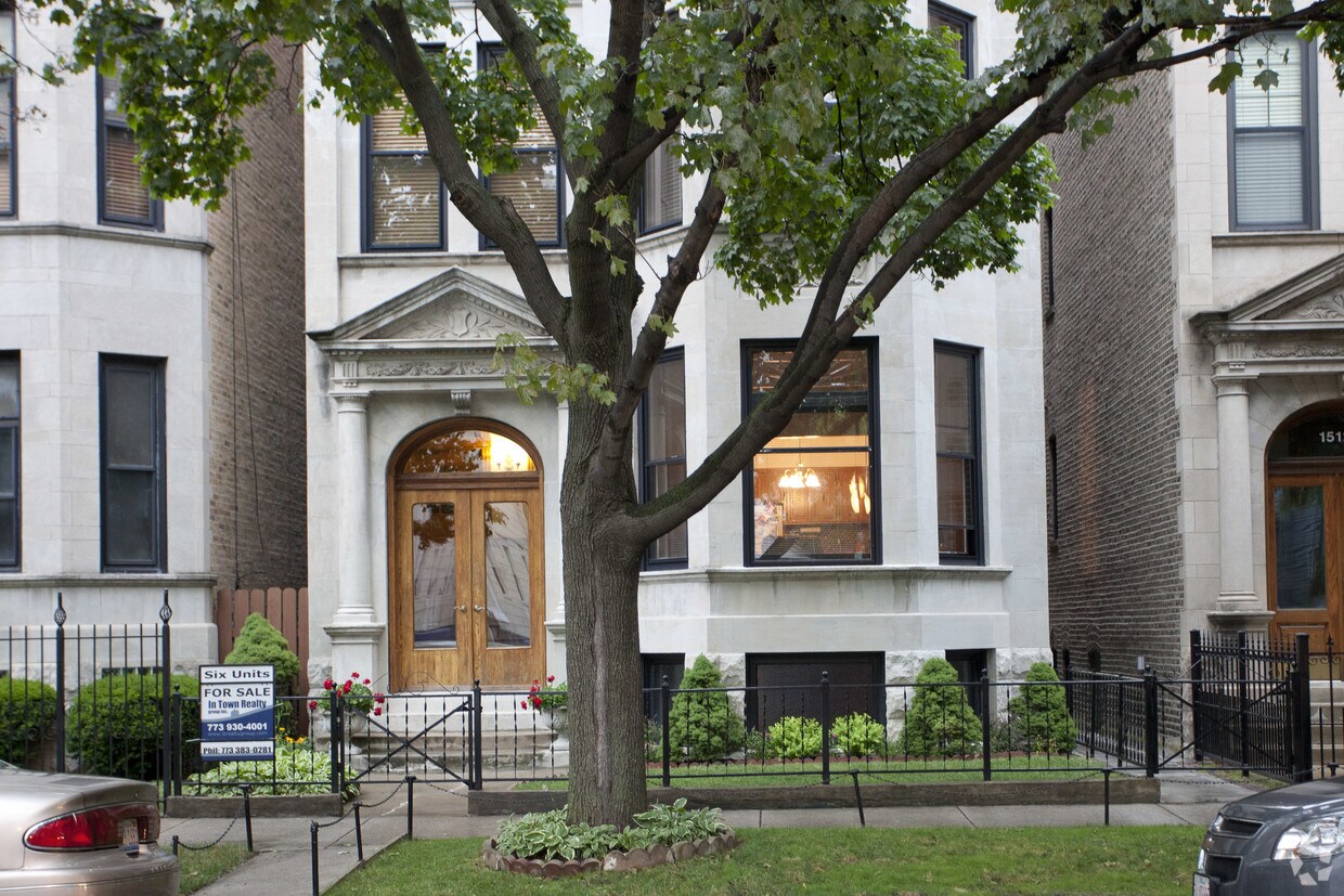 Building Photo - 1514 W Wilson Ave