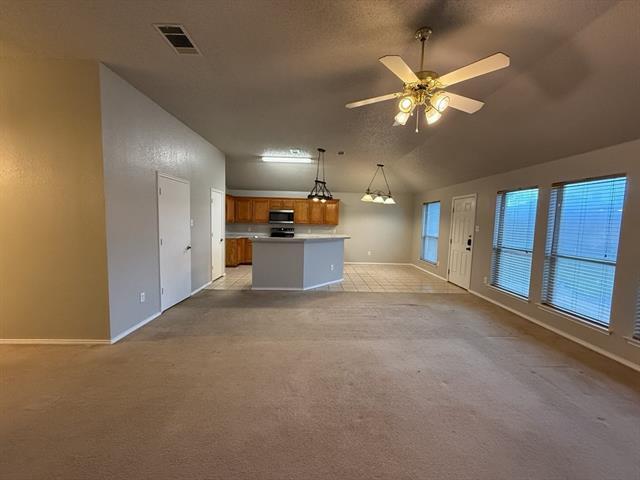 Building Photo - 7033 Snowy Owl St