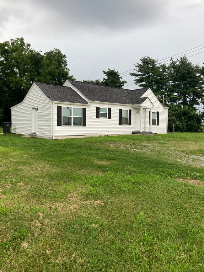 Front - 301 Knight Valley Dr