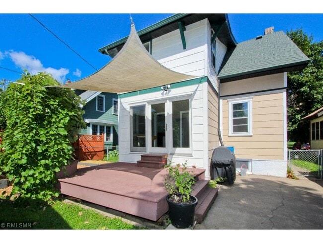Building Photo - 1368 Minnehaha Ave W